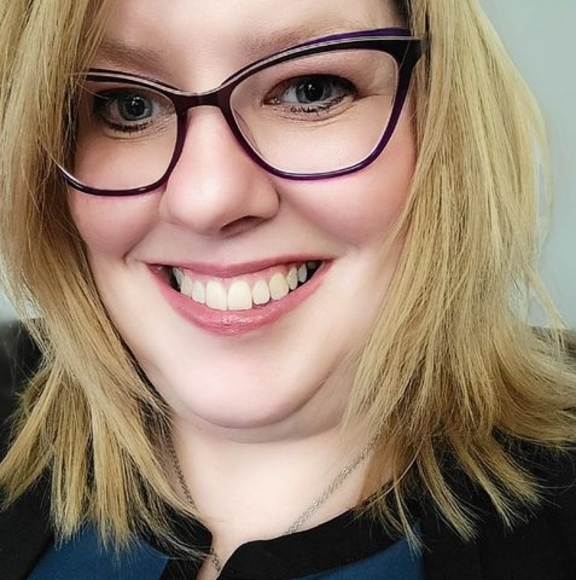 Meet your Posher, Tina - Picture 1 of 1